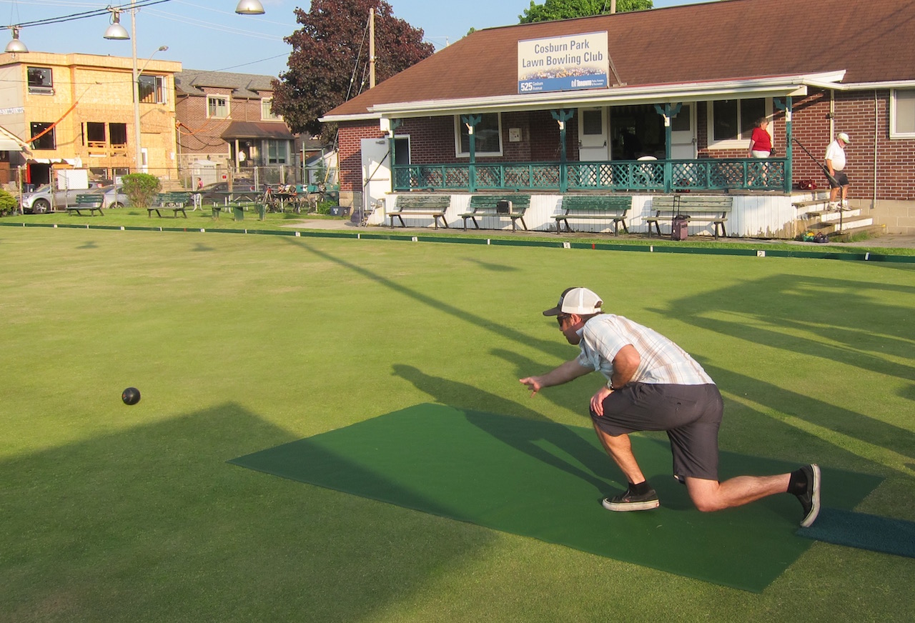 A strategy game for three bowlers, with a challenging twist Cosburn